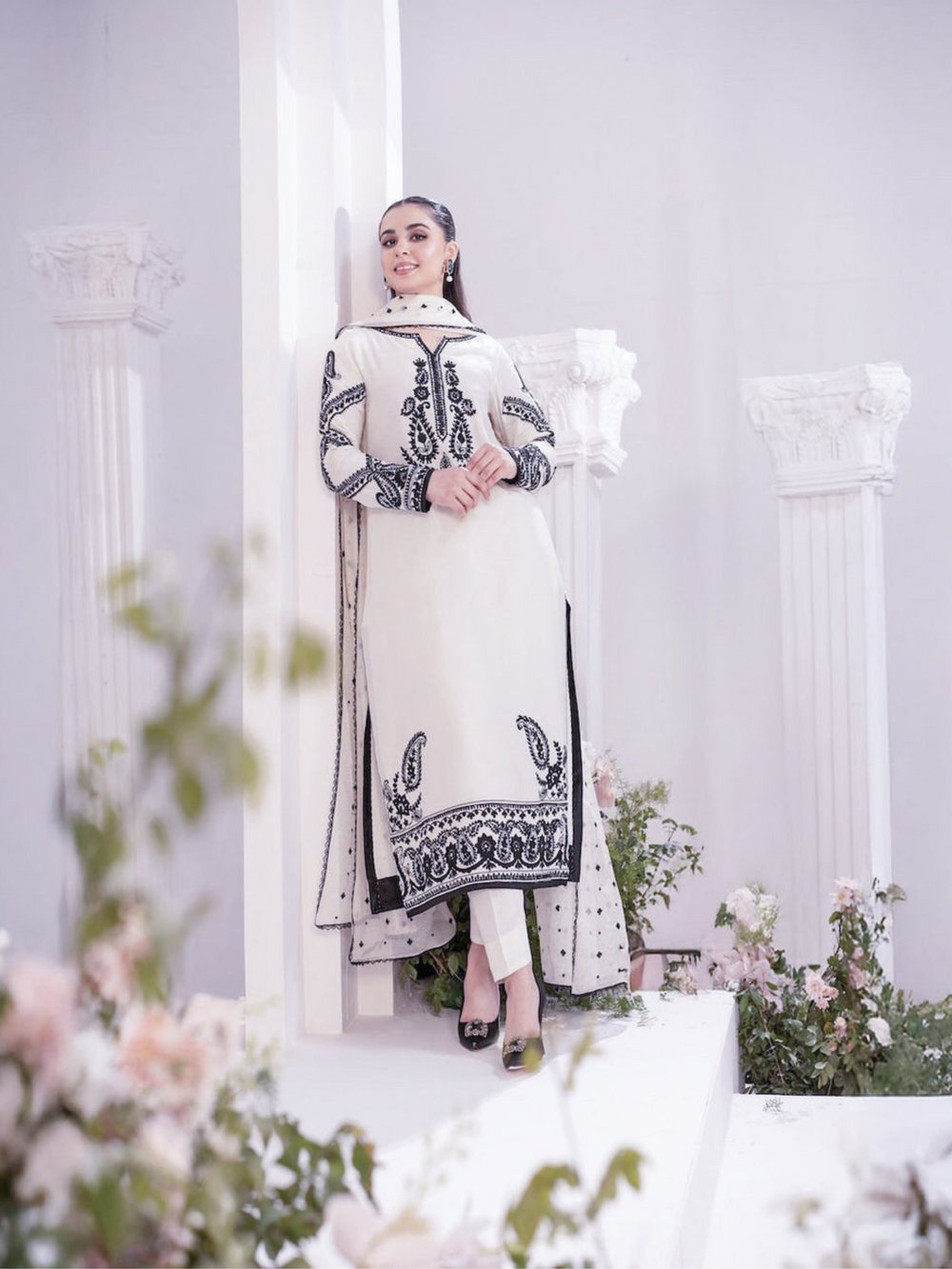 AYRA WHTE 3PCS - Brands Kahani