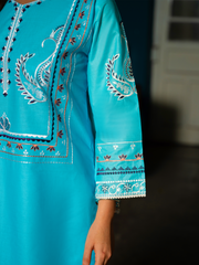 Elegant Turquoise Embroidered Lawn Suit Kahani47