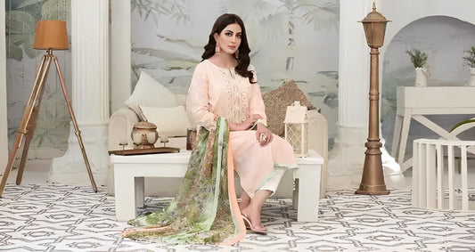 7 Pakistani Brands Offering Affordable Quality Clothes for Every Budget