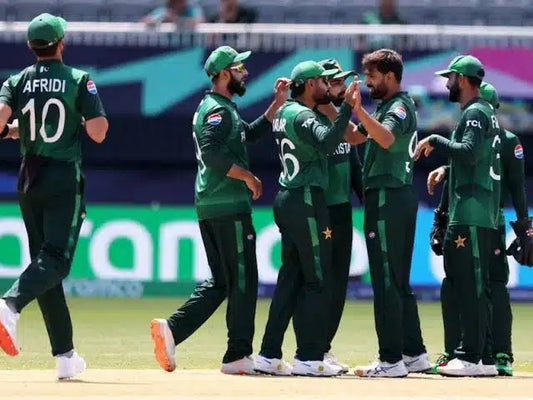 Fans Frustrated with Poor Performance of Pakistani Team in 1st Match of Champions Trophy 2025