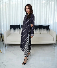 Contrass Black - Brands Kahani