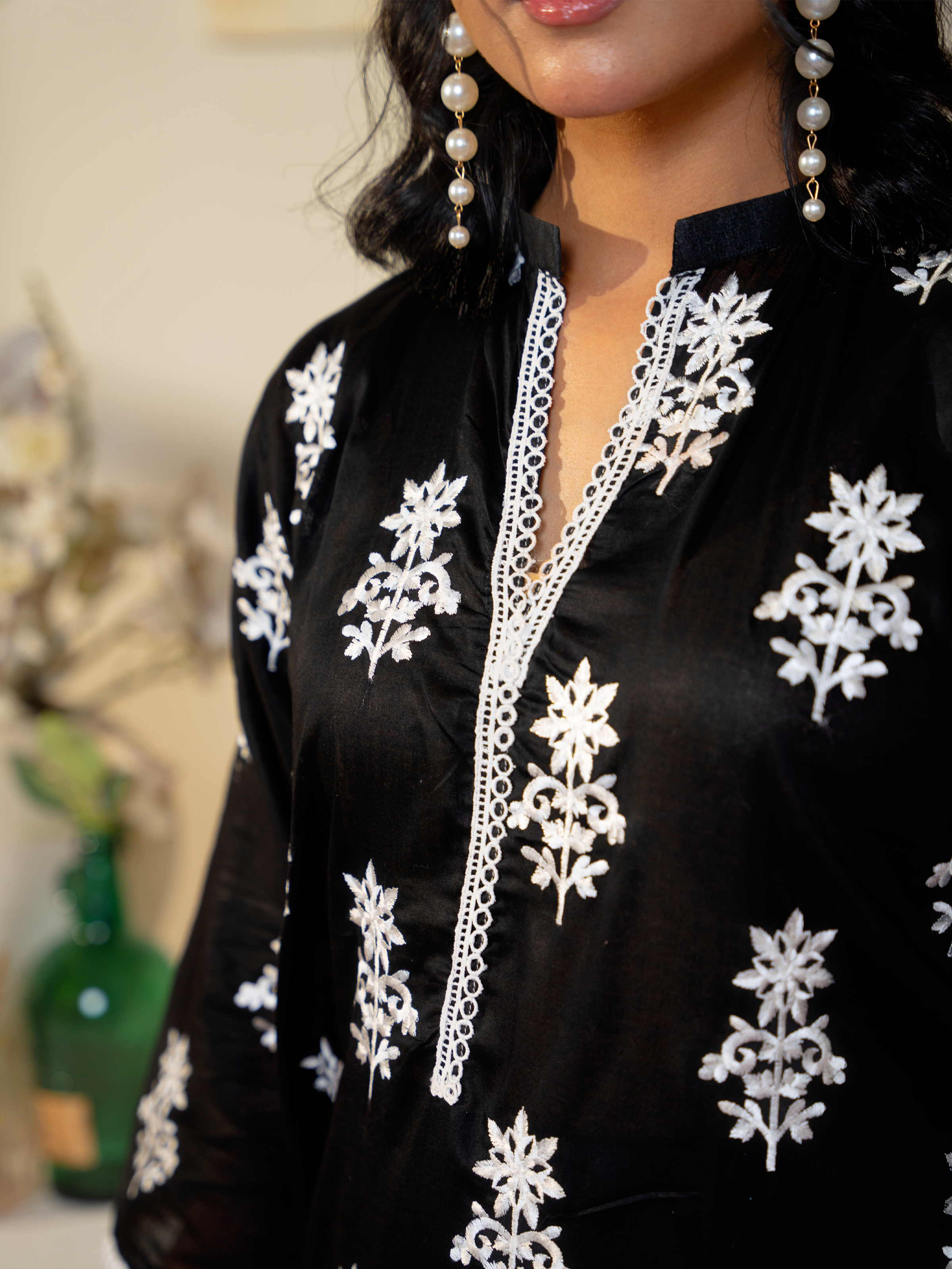 Elegant Black & White Embroidered Kurta with Dupatta - Stylish & Comfortable | Kahani 47 - Brands Kahani