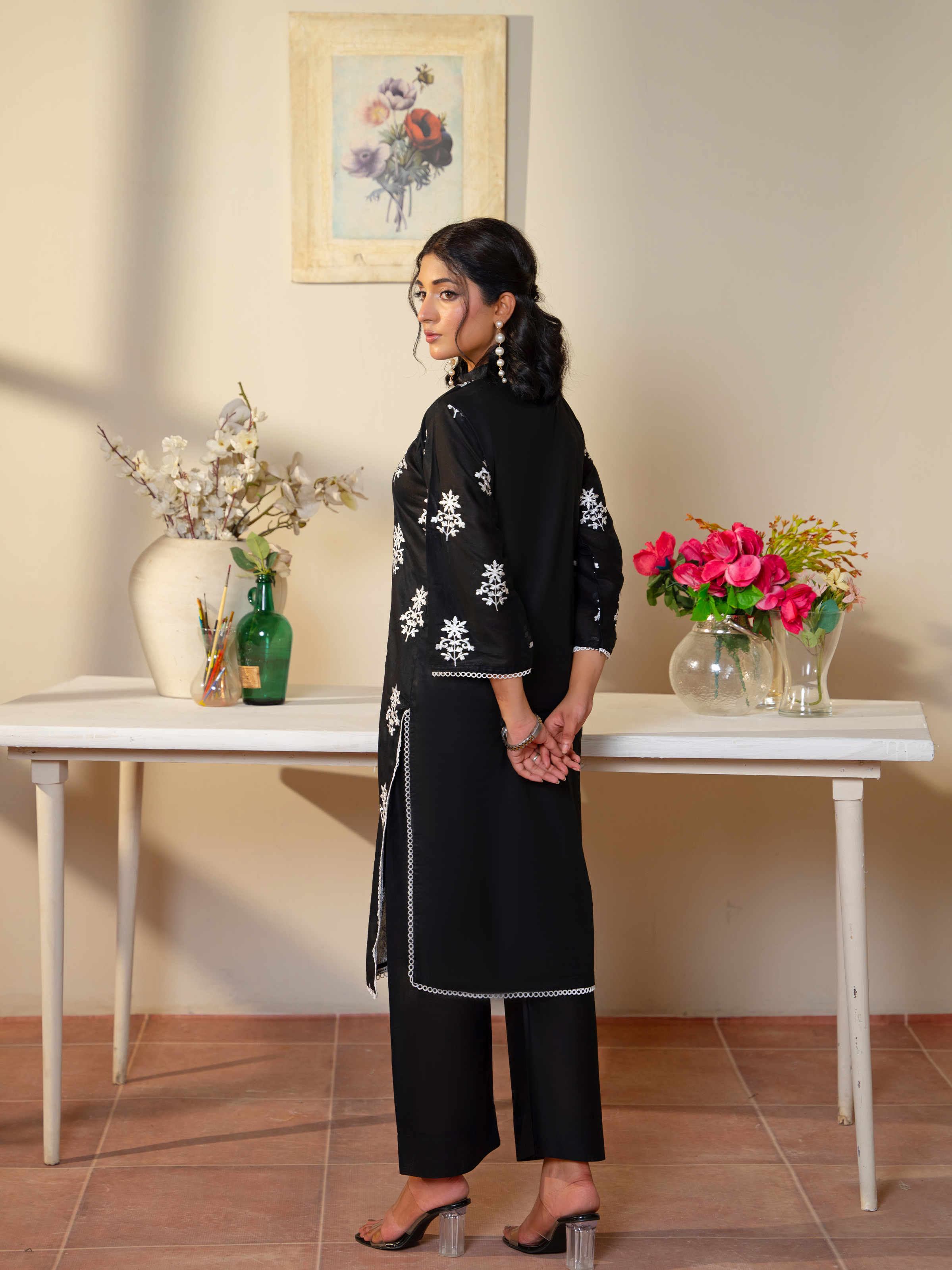 Elegant Black & White Embroidered Kurta with Dupatta - Stylish & Comfortable | Kahani 47 - Brands Kahani
