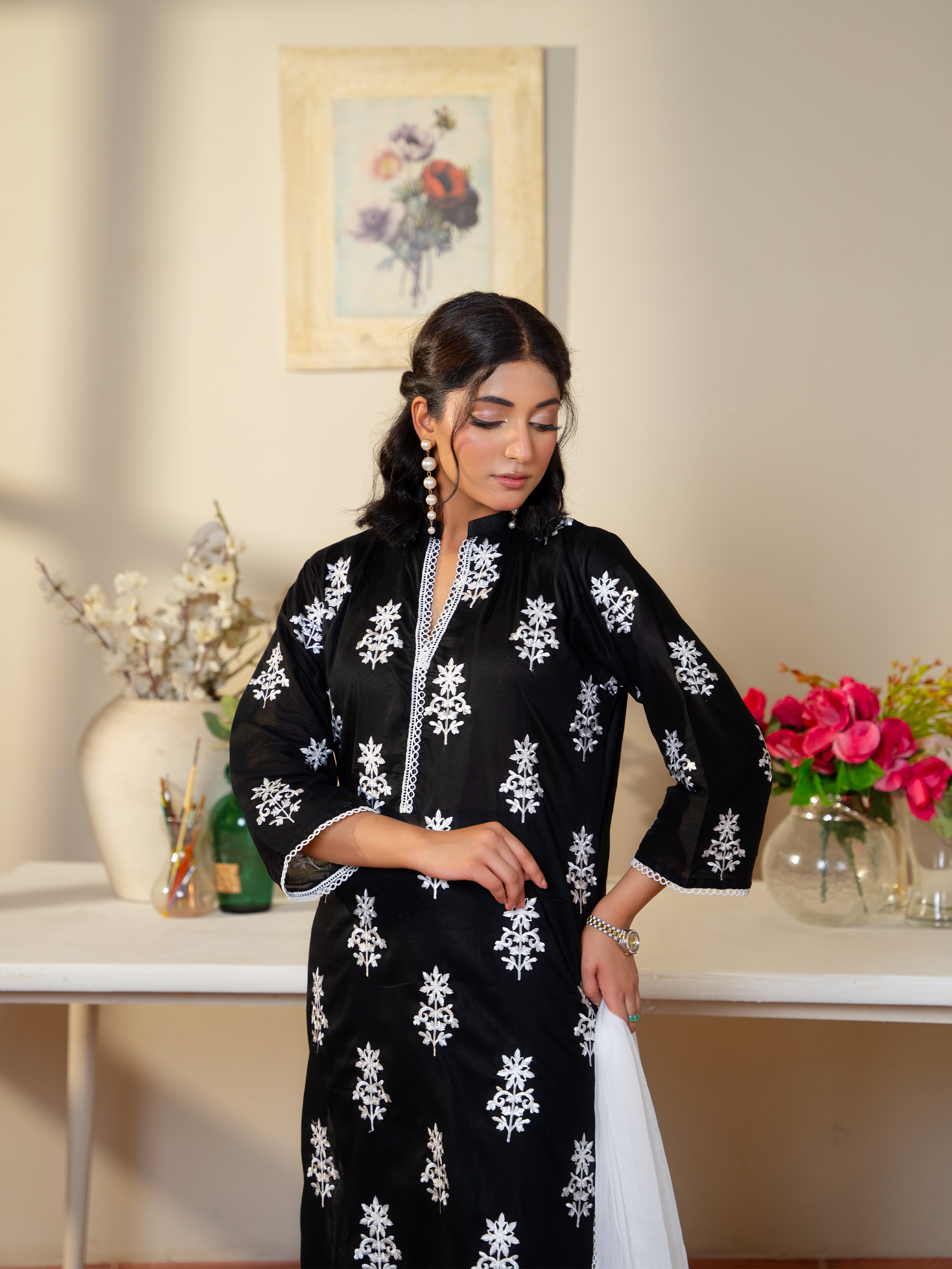 Elegant Black & White Embroidered Kurta with Dupatta - Stylish & Comfortable | Kahani 47 - Brands Kahani