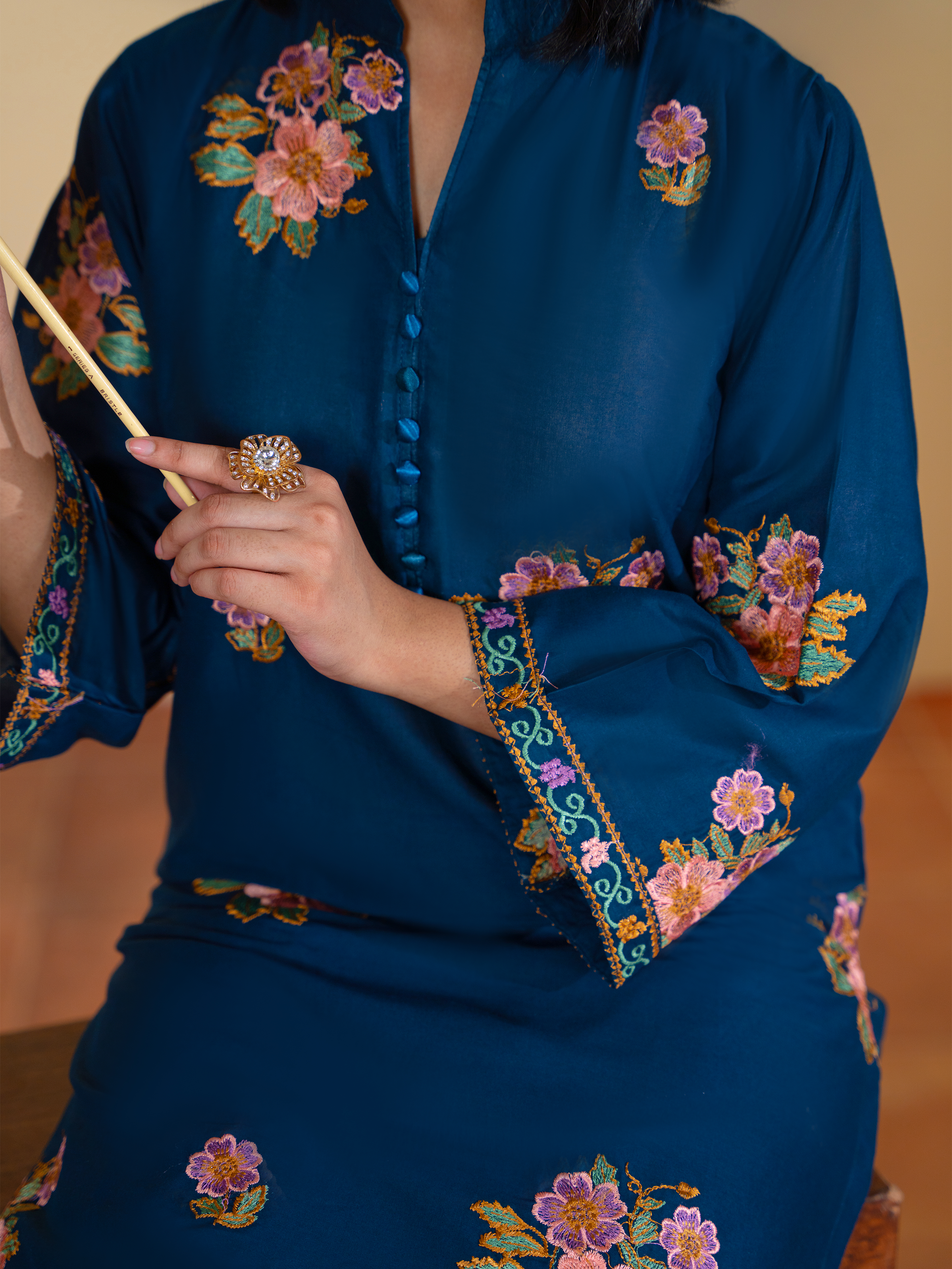 Navy Blue Floral Embroidered Lawn 3 Piece Suit with Light Pink Dupatta | Kahani 47