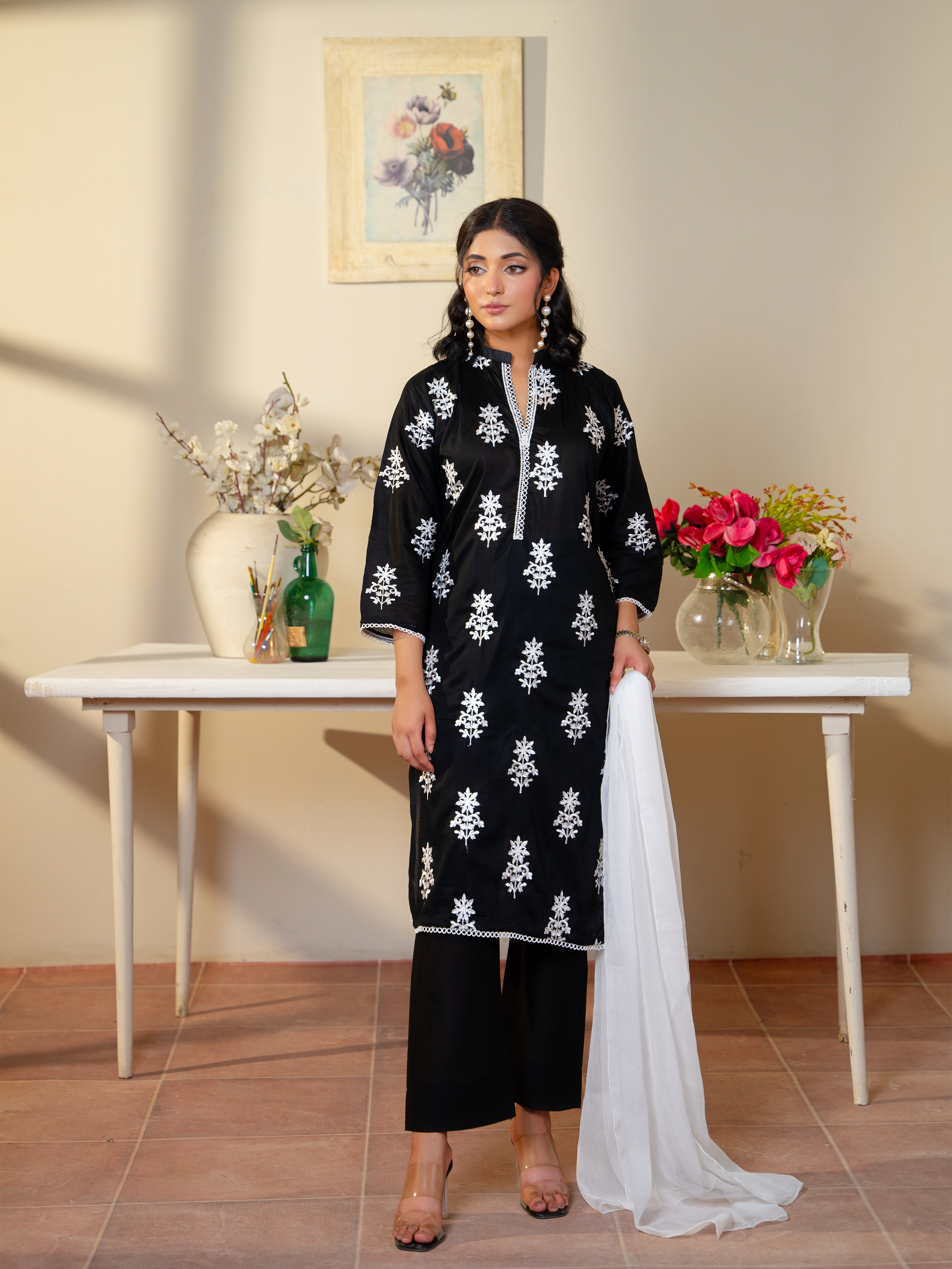 Elegant Black & White Embroidered Kurta with Dupatta - Stylish & Comfortable | Kahani 47 - Brands Kahani