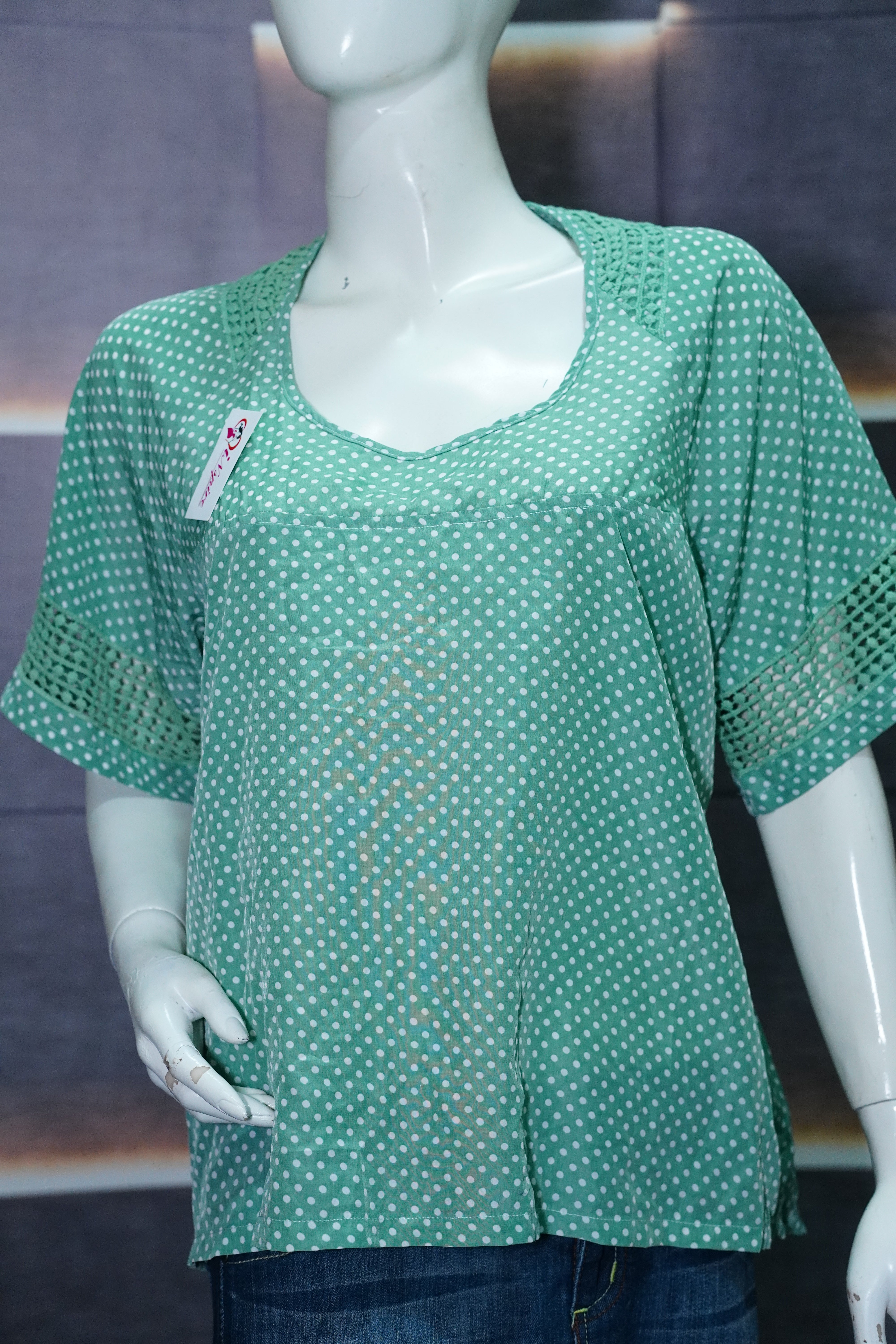 Green Polka Dot Women's Casual Top – Stylish Summer Wear