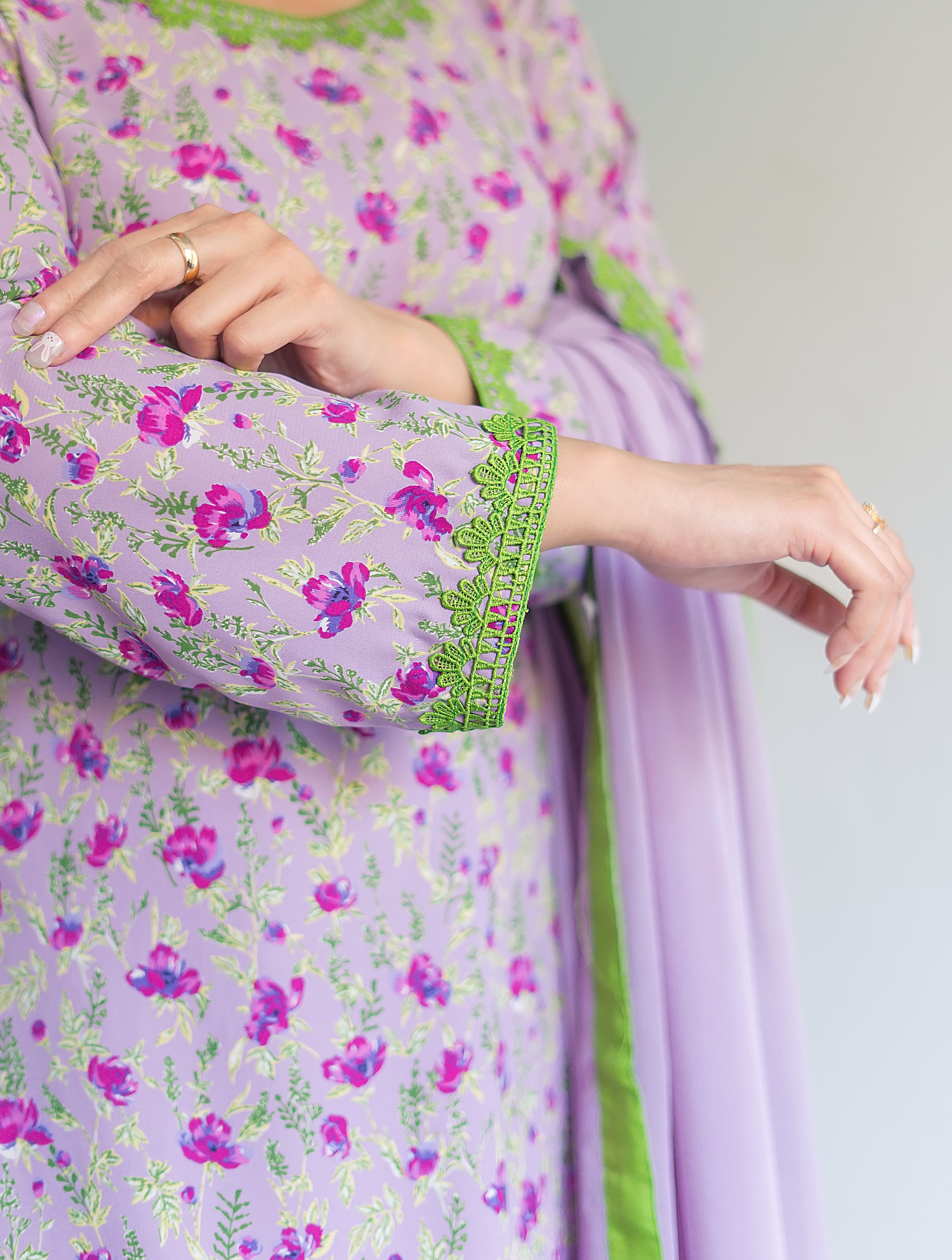 Light Purple Floral Sharara Suit – 3 Piece Set | Elegant Women’s Party Wear – Kahani47 - Brands Kahani