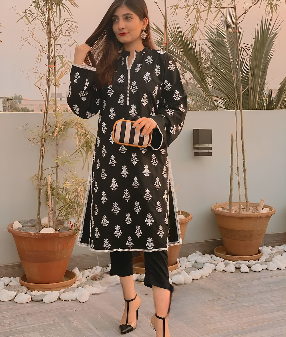 Classic Charm Black - Brands Kahani