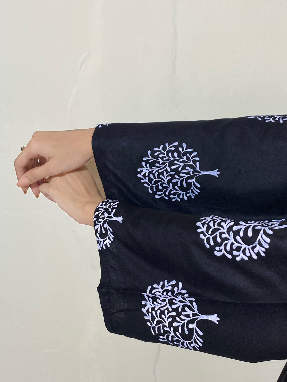 Tree Design (Stitched 2 Pcs) - Brands Kahani