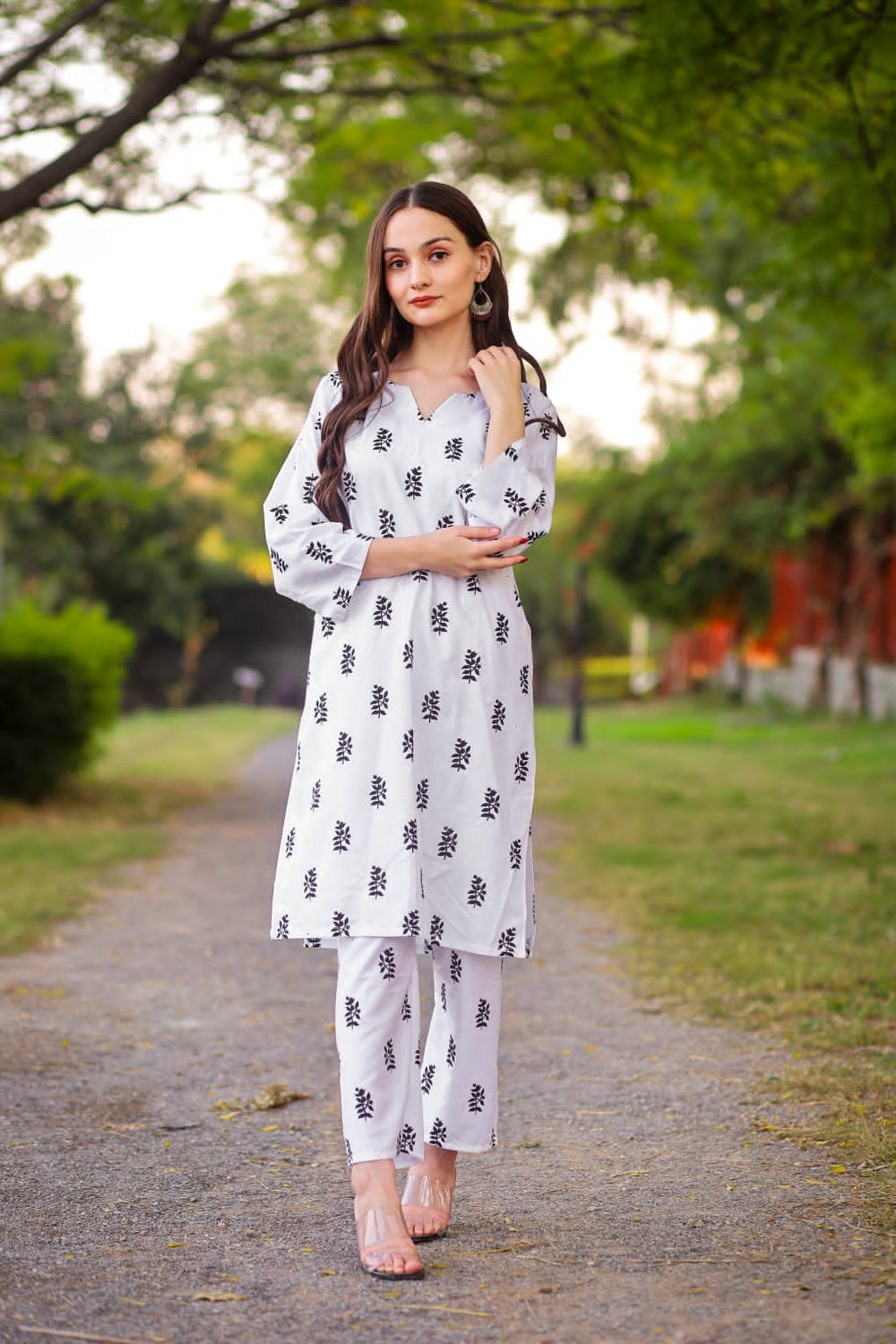 Saleha (Stitched 2 pcs) - Brands Kahani