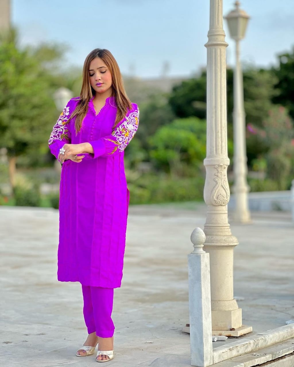 Hoor (Stitched 2 pies) - Brands Kahani