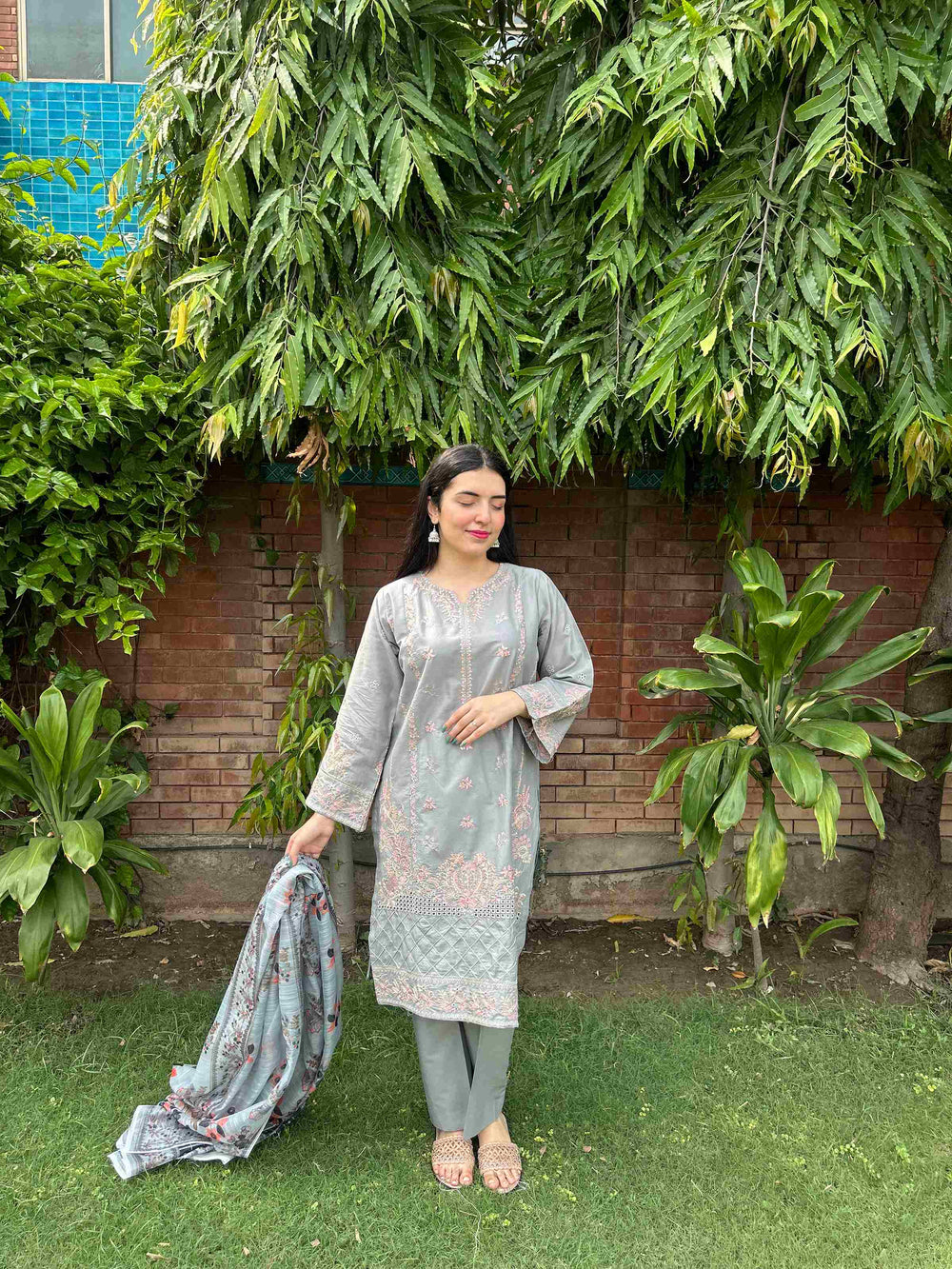 AttirePret: Elegant Stitched 3-Piece - Muted Grey - Brands Kahani