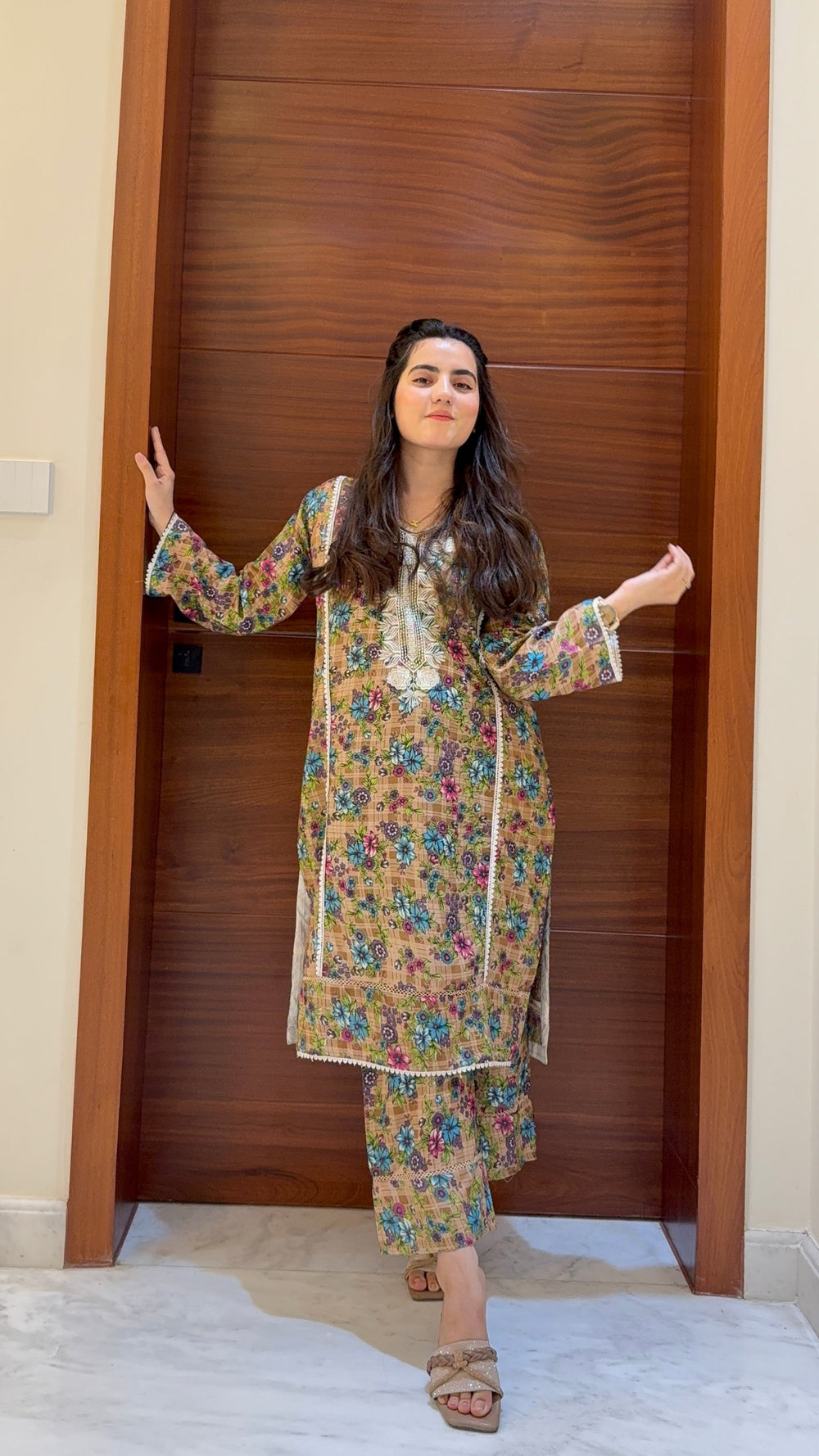 Amber Aura Dhank - Brands Kahani