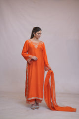 Rang e zard  Embroidered 3-Piece Formal Suit – Traditional Elegance