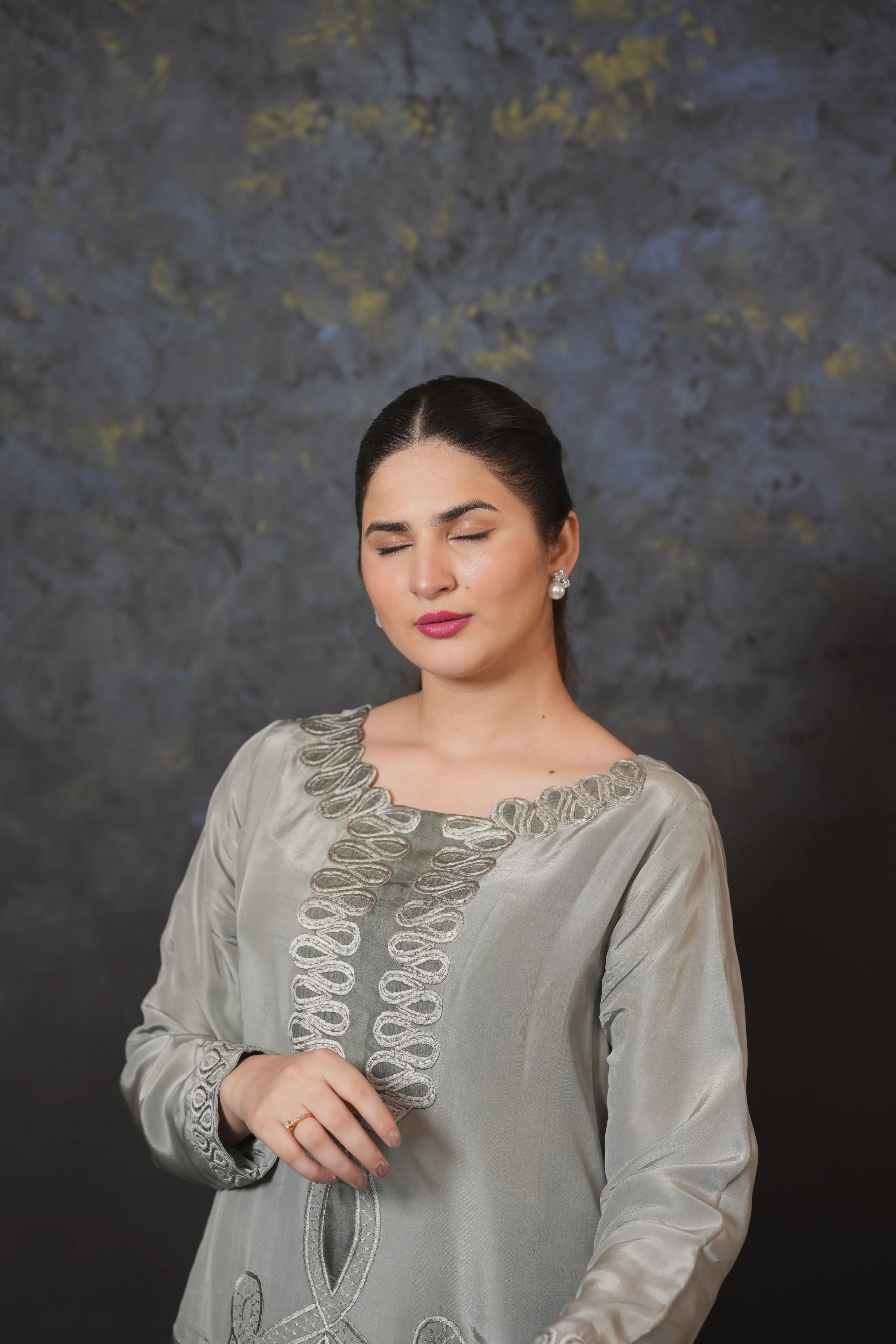 Elegant Grey Embroidered 3-Piece Lawn Suit – Festive Wear - Brands Kahani