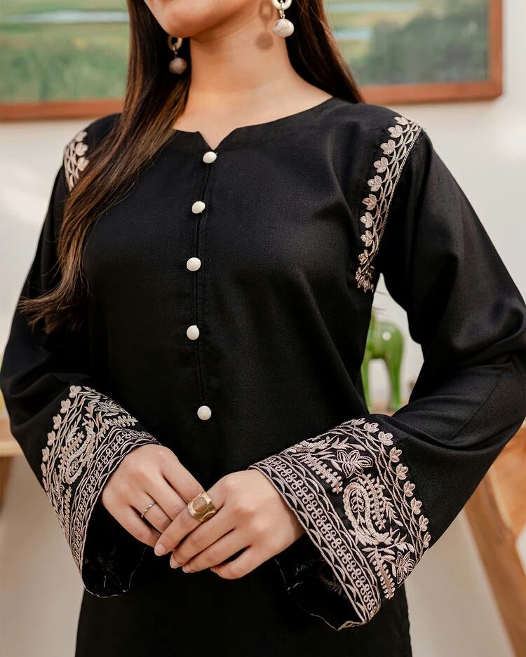 Siyah Style Embroidery Suit 2Pcs - Brands Kahani