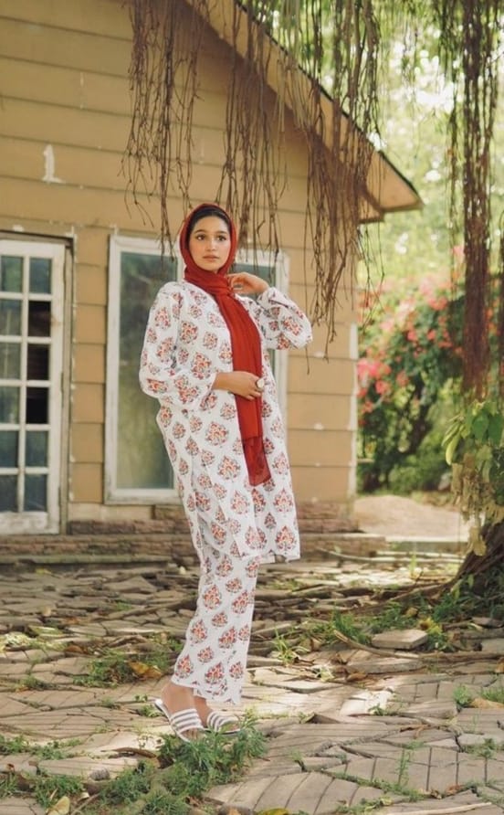 Spade (Stitched 2 Pcs) - Brands Kahani