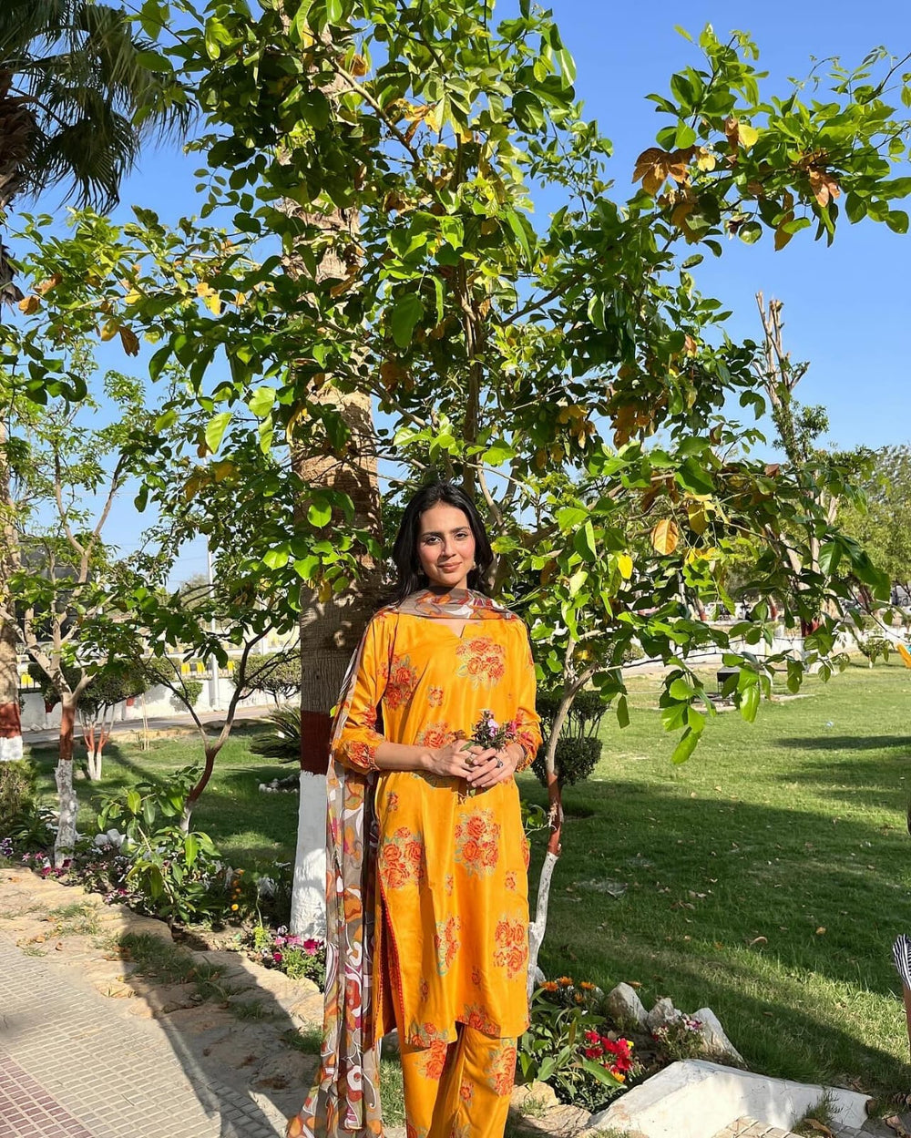 New Gulab Print Design 2Pcs - Brands Kahani