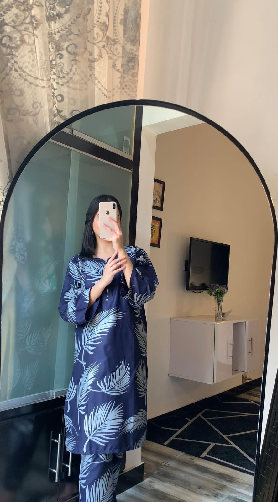 BIG LEAF PRINT - Brands Kahani