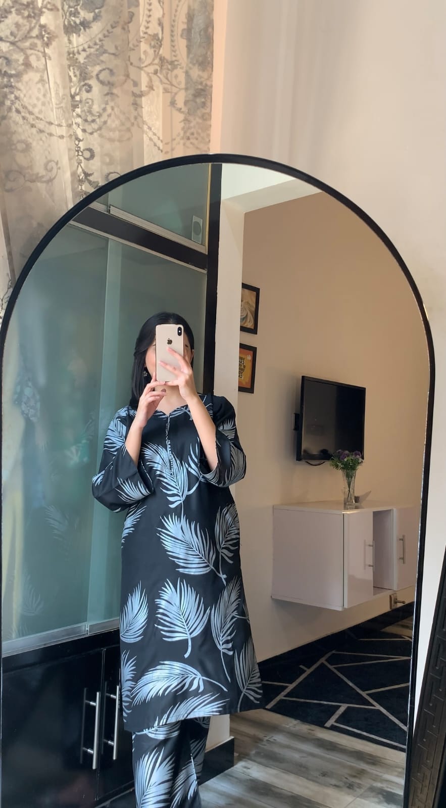 BIG LEAF PRINT - Brands Kahani