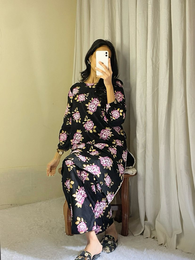 Gulab Design 3D Block Print 2Pcs - Brands Kahani