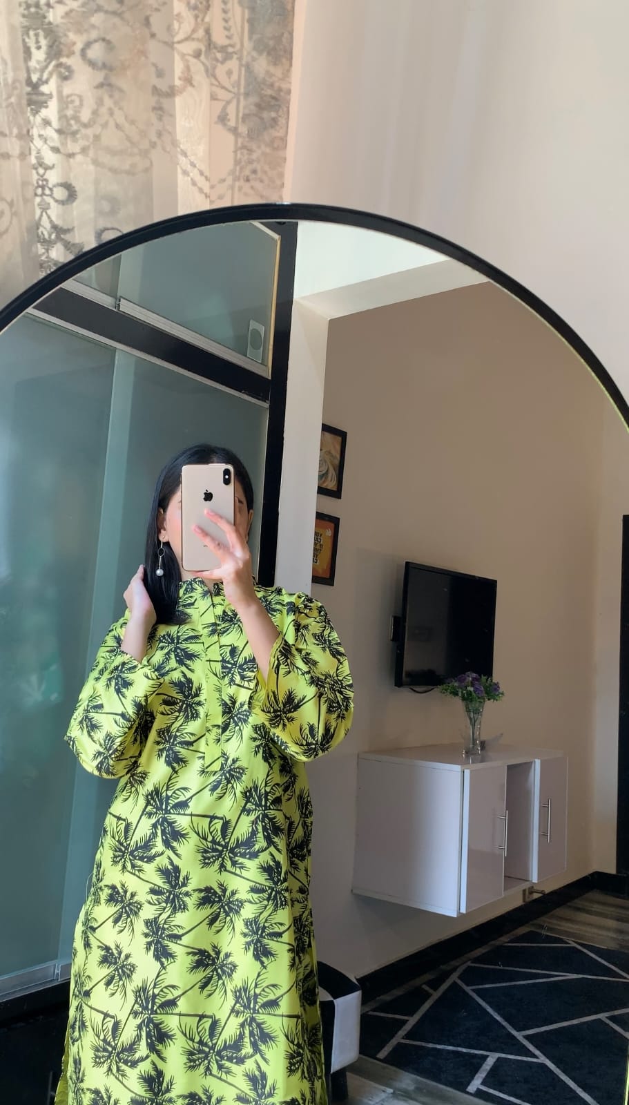 Palm Tree Design - Brands Kahani