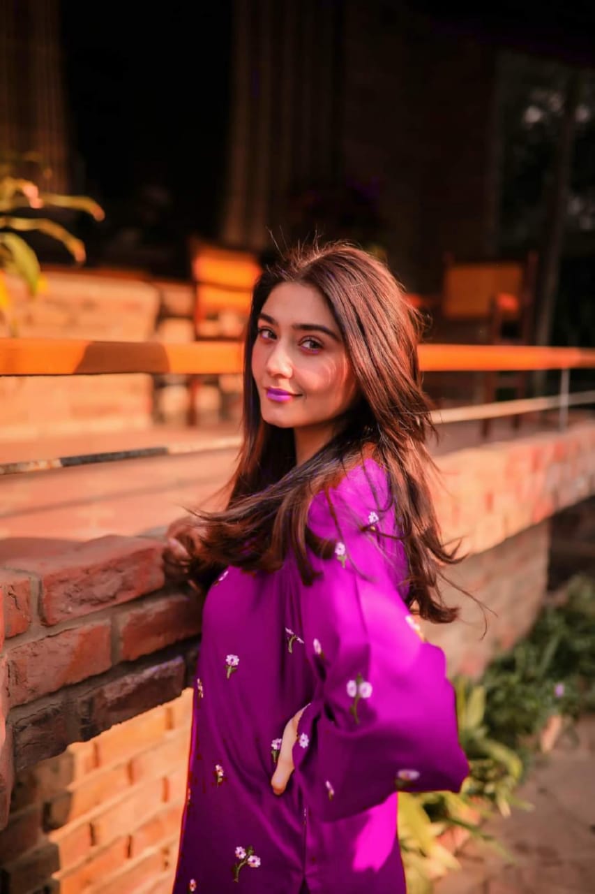 Daisy Delight ( Stitched Emb 2 Pcs) - Brands Kahani